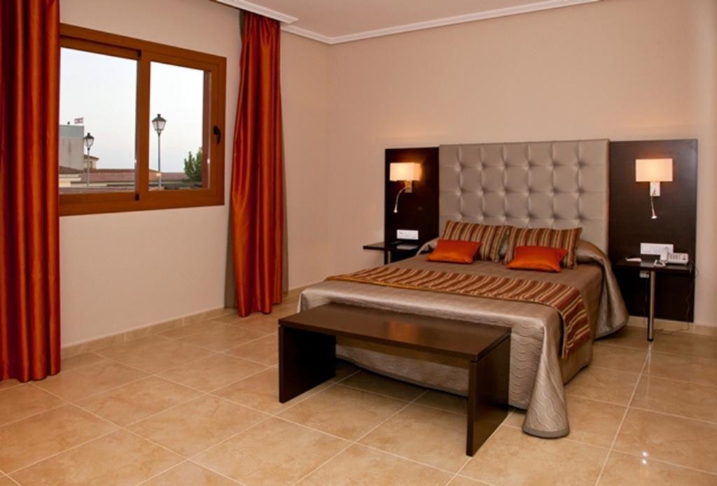Hotel Rural Quinto Cecilio Medellín Rum bild